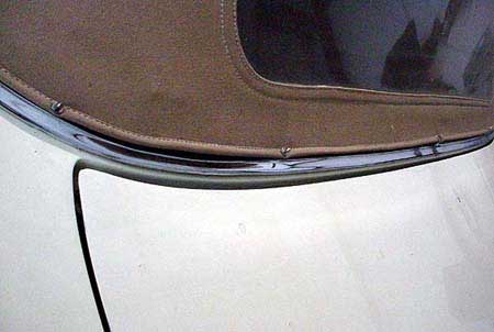 Mercedes Benz W 111 coupe conversion  differences soft top above the chrome moulding