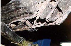 W111 Cabriolet rusty front rocker panel W111 Cabriolet rusty front rocker panel