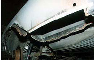 W111 Cabriolet rust on lower trunk W111 Cabriolet rust on lower trunk